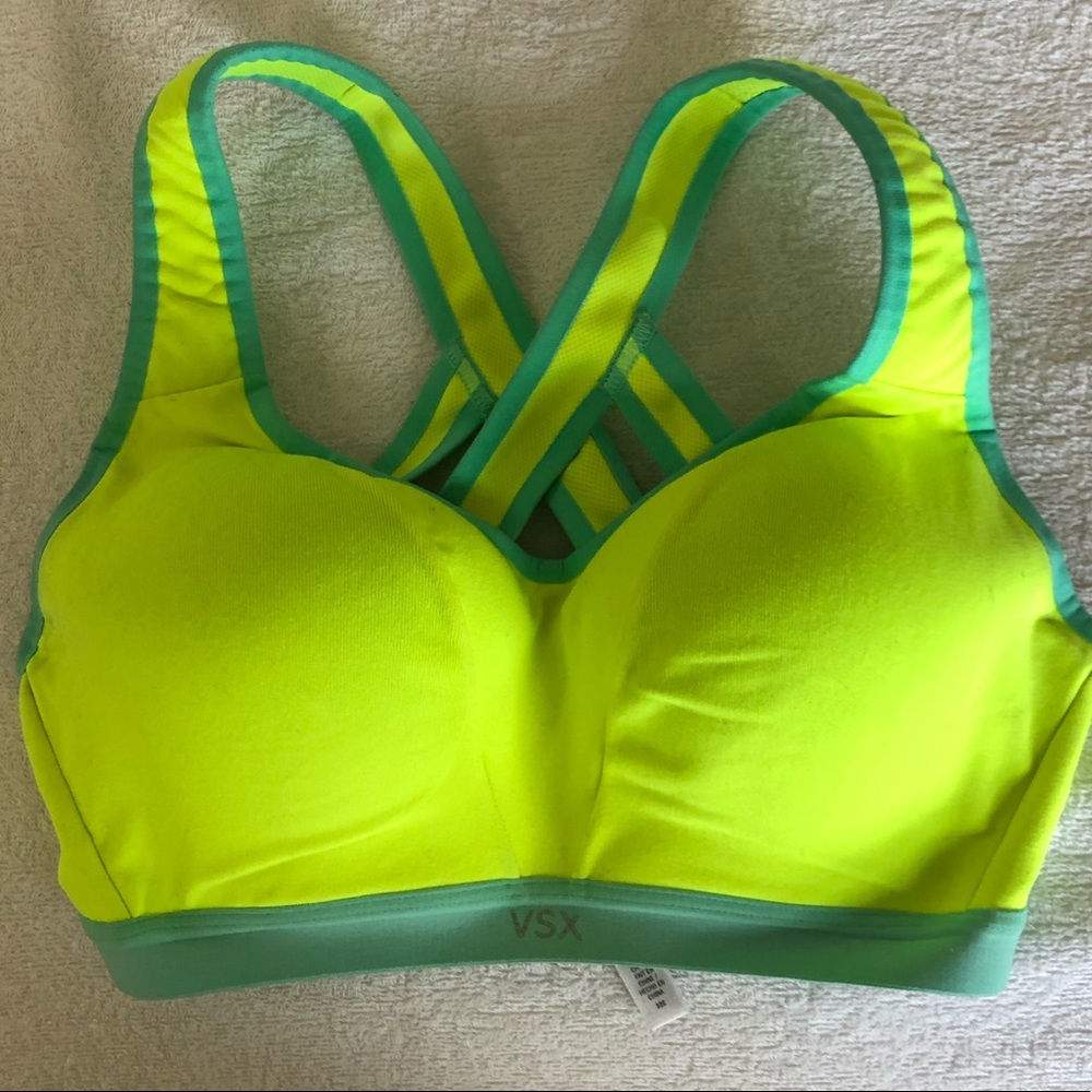 VSX INCREDIBLE SPORTS BRA BY VICTORIA SECRET